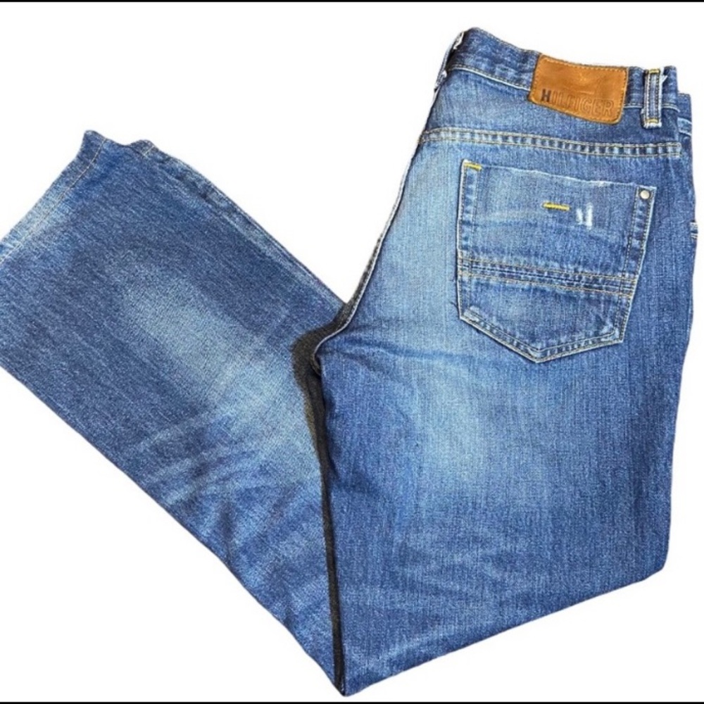 Tommy Hilfiger Men's Regular Fit Size 31/3…
